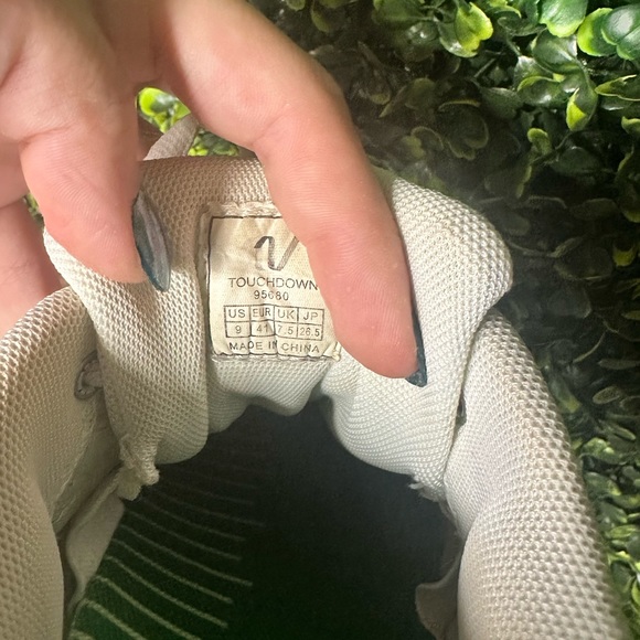 Varsity Spirit cheer shoes • Size 9 Womens - Picture 4 of 4